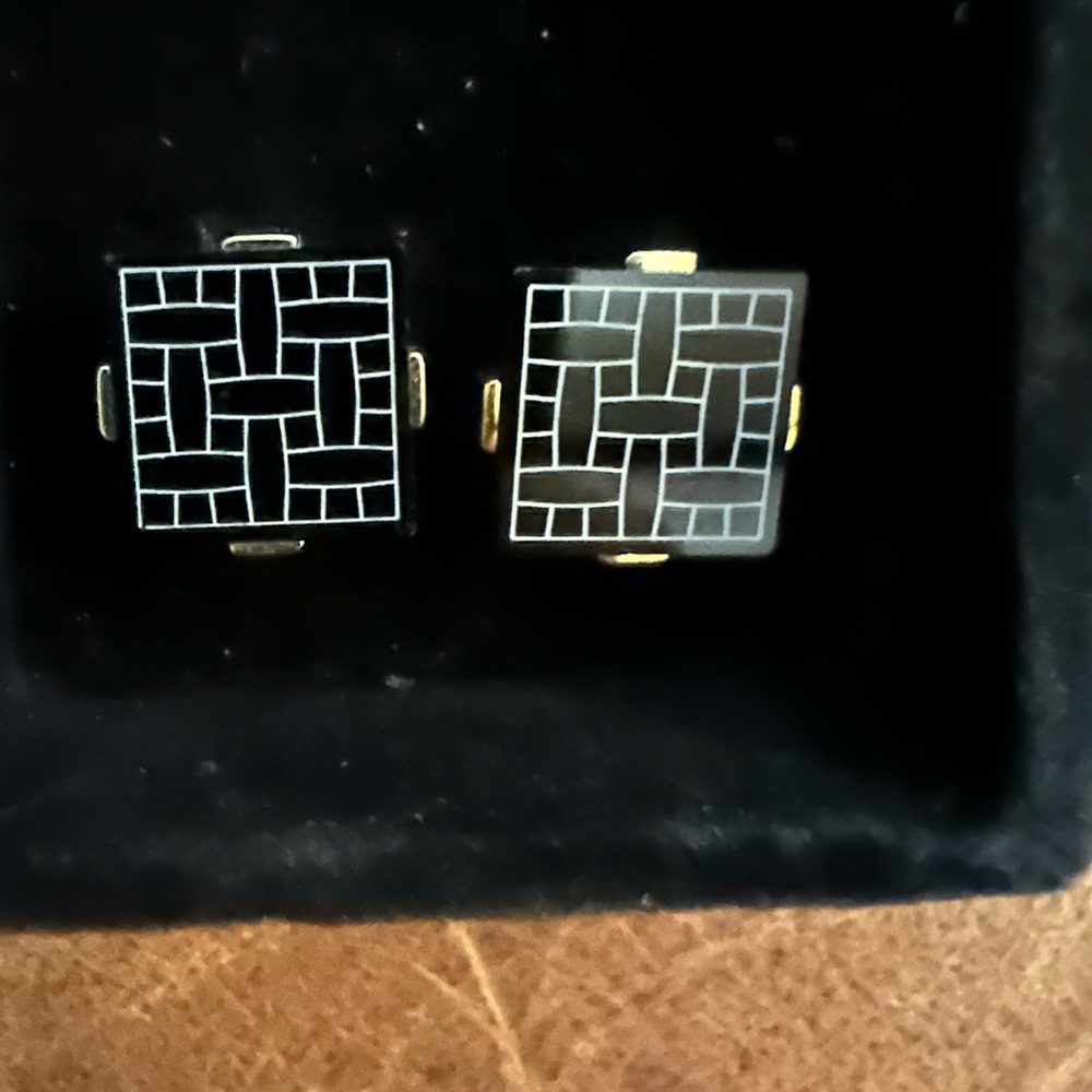 Vintage men’s cufflinks